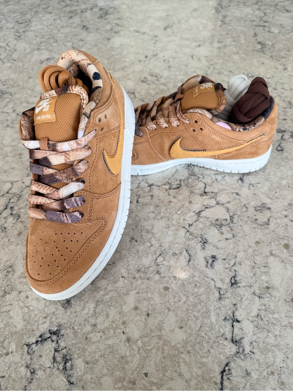 NEW - Size 5.5M/7W - Nike SB Pro Note Brew & Biscuits Sneakers - IO9508-200